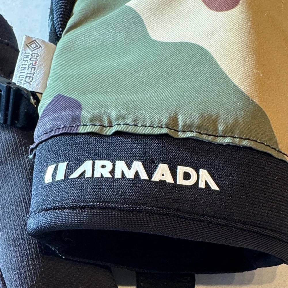 Armada Kids Camouflage Mittens gore-text infinium